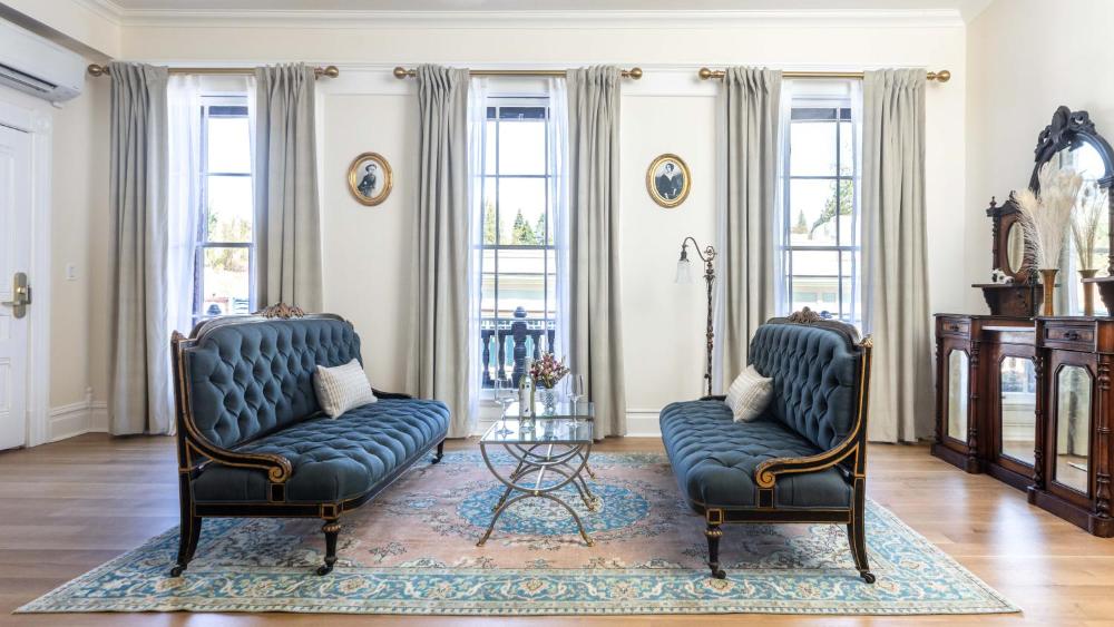 Suite interior