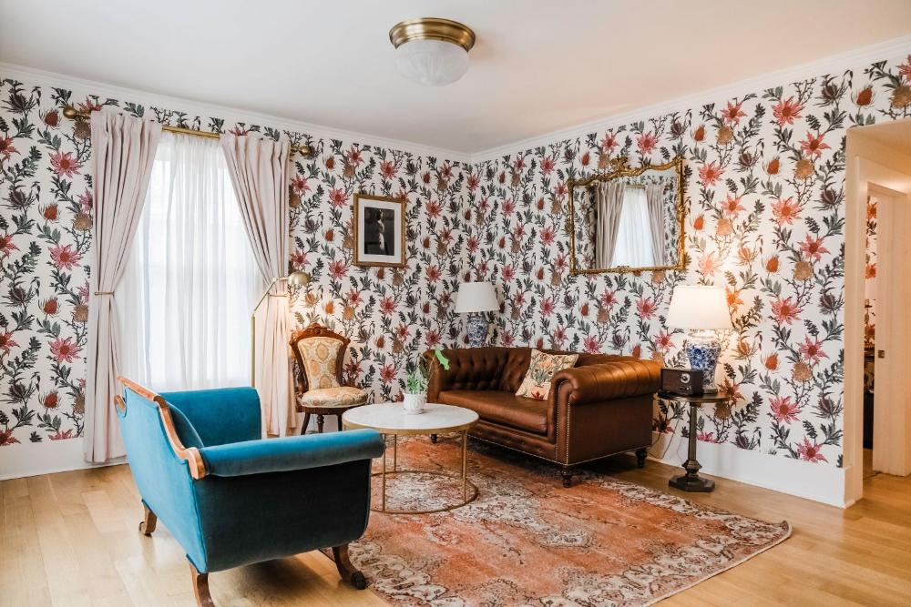 Suite interior